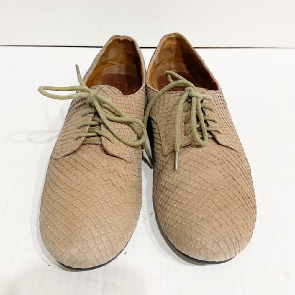 Gentle souls sure bet  lace shoes size 9m